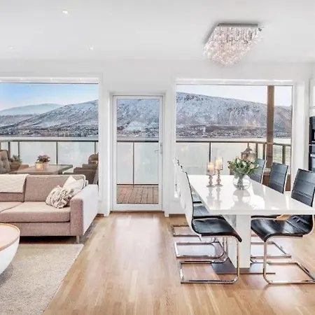 Beautiful Home With Seaview Tromsø Eksteriør billede
